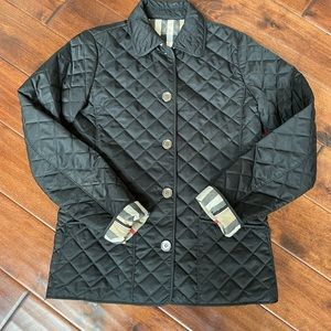 Burberry children girls black quilted jacket